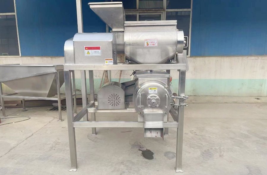 Fruits Pulping Machine